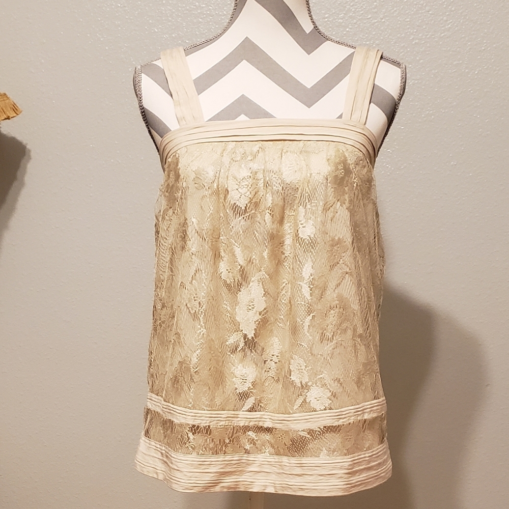 MAX RAVE LACE TOP